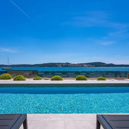 Vila Beachfront Luminara Trogir