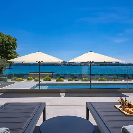Beachfront Luminara